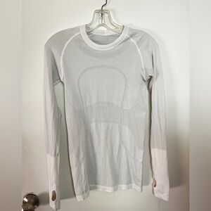 Lululemon Swiftly Tech Long Sleeve Crew shirt in white. Size 4